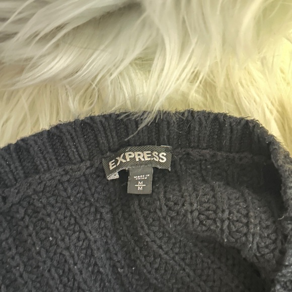 Express Chunky Knit Sweater - Picture 4 of 4